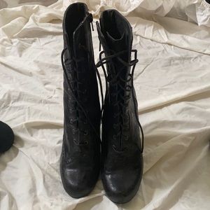 VINTAGE Vero Cuico leather boots